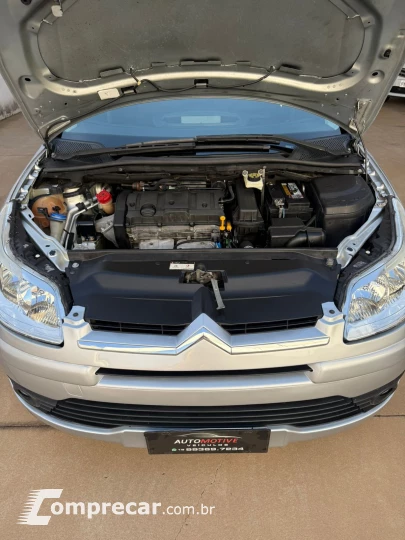 C4 1.6 GLX Flex Hatch