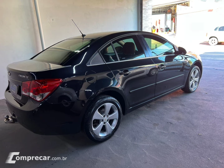 CRUZE 1.8 LT 16V