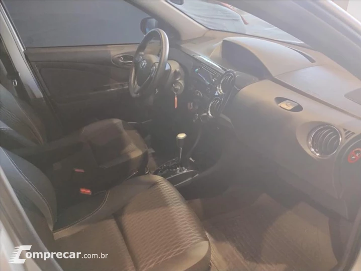 ETIOS 1.5 XS SEDAN 16V FLEX 4P AUTOMÁTICO