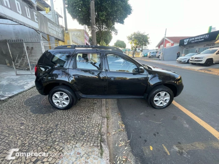 DUSTER Expression 1.6 Hi-Flex 16V Mec.