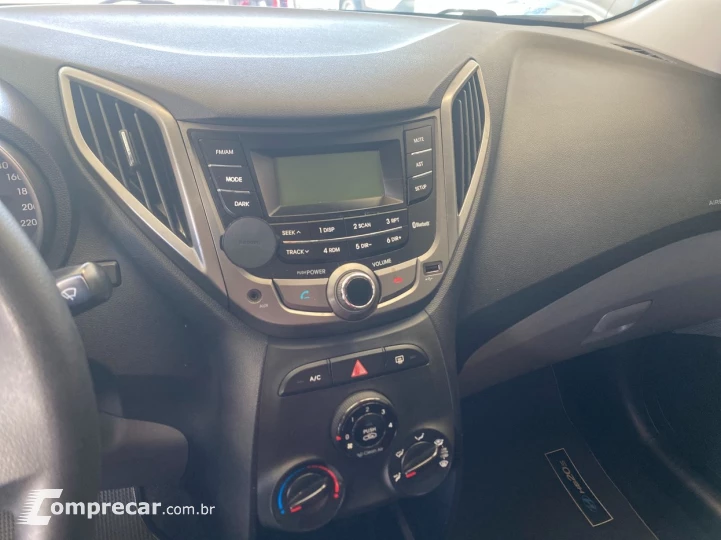 HB20S 1.6 PREMIUM 16V HYUNDAI