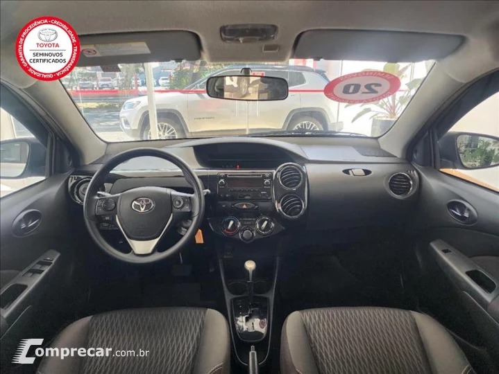 ETIOS 1.5 X PLUS 16V FLEX 4P AUTOMÁTICO