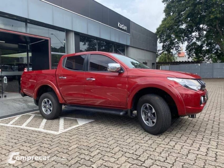 L200 TRITON 2.4 16V Turbo Sport HPE CD 4X4