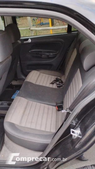 VOYAGE 1.6 MI Comfortline 8V
