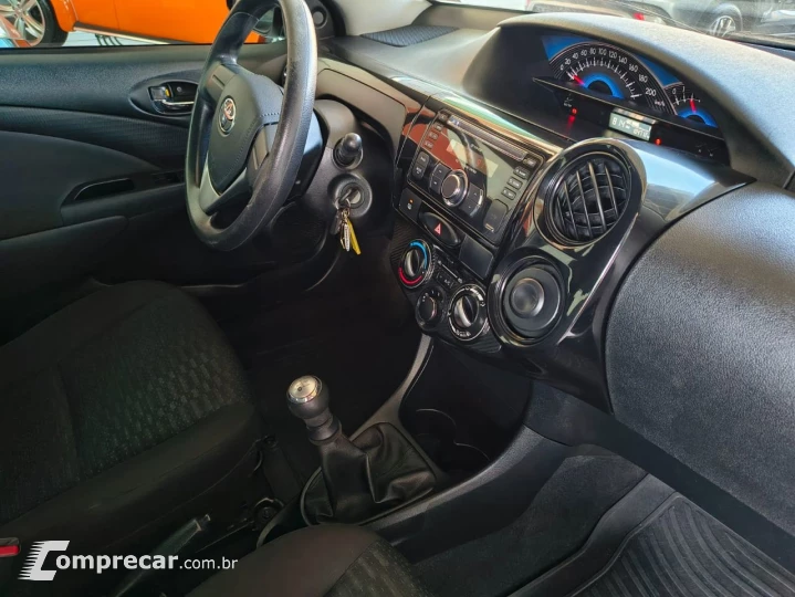 Etios Hatch 1.3 16V 4P FLEX X