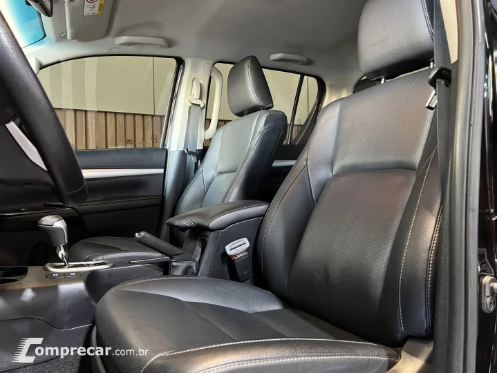 HILUX 2.8 D-4D TURBO DIESEL CD SRX 4X4 AUTOMÁTICO