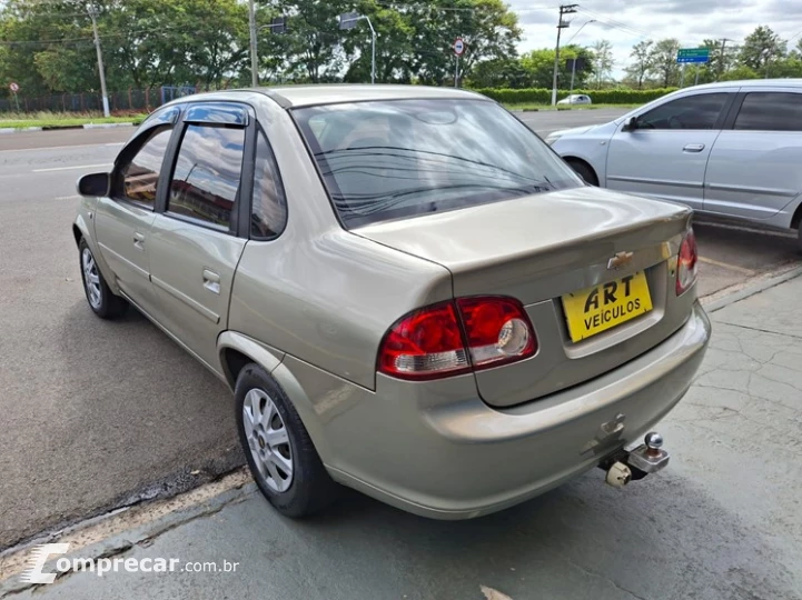 CORSA 1.0 MPFI Classic Sedan 8V