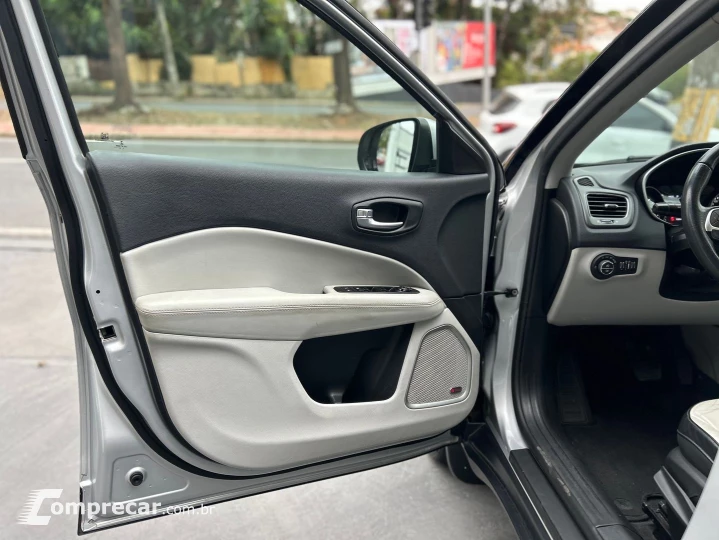 Compass 2.0 16V Flex Longitude Automático