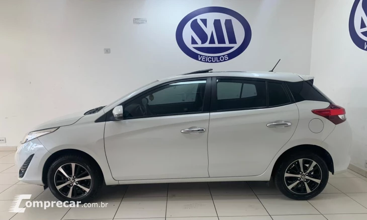 Yaris Hatch 1.5 16V 4P FLEX XLS CONNECT MULTIDRIVE AUTOMÁTIC