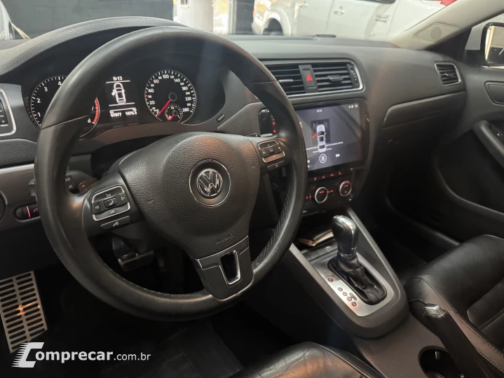 JETTA 2.0 TSI Highline 211cv