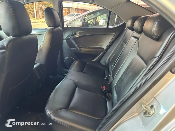 J5 Sedan 1.5 16V 4p Mec.