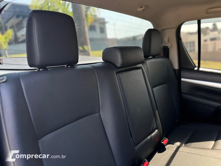 HILUX 2.8 D-4D TURBO DIESEL CD SRX 4X4 AUTOMÁTICO