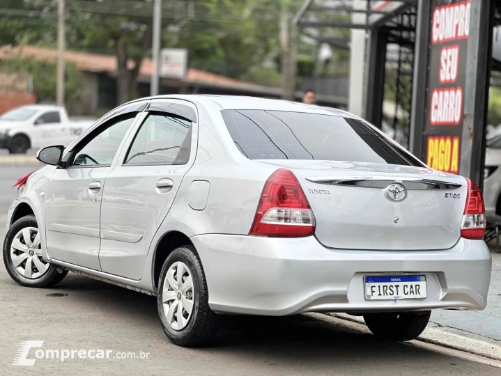 ETIOS 1.5 X SEDAN 16V FLEX 4P AUTOMÁTICO