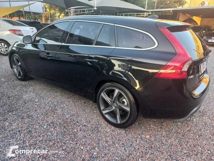 V60 2.0 T5 R Design Turbo