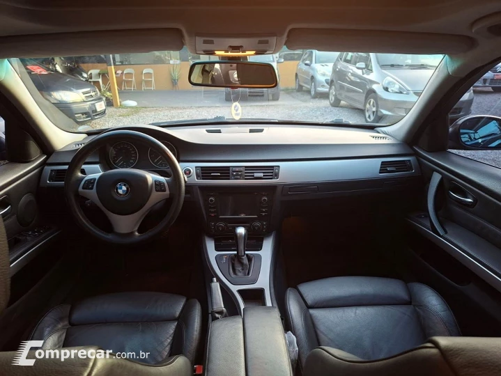 330I 3.0 Motorsport Sedan 24V Gasolina 4P Automático