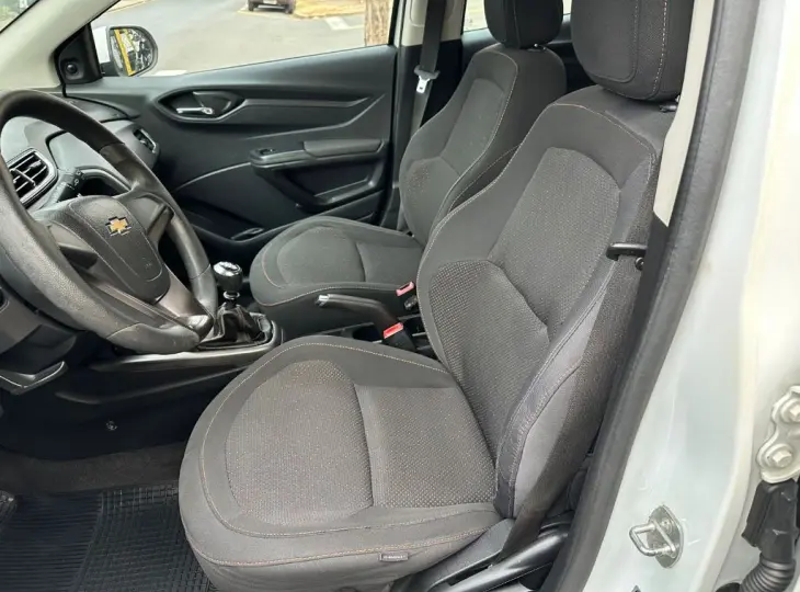 ONIX HATCH LT 1.0 8V FlexPower 5p Mec.