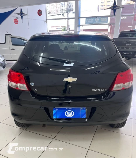 Onix Hatch 1.4 4P FLEX LTZ