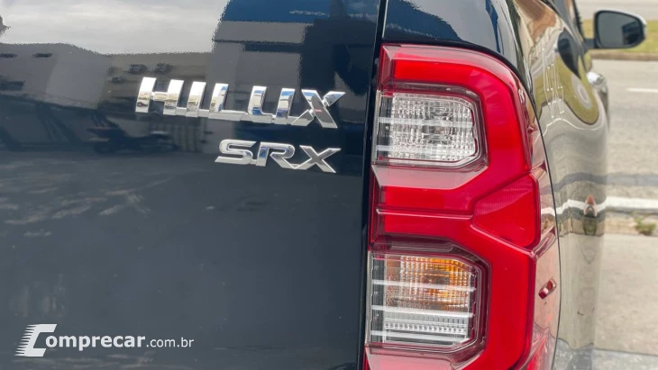 HILUX - 2.8 D-4D TURBO CD SRX 4X4 AUTOMÁTICO