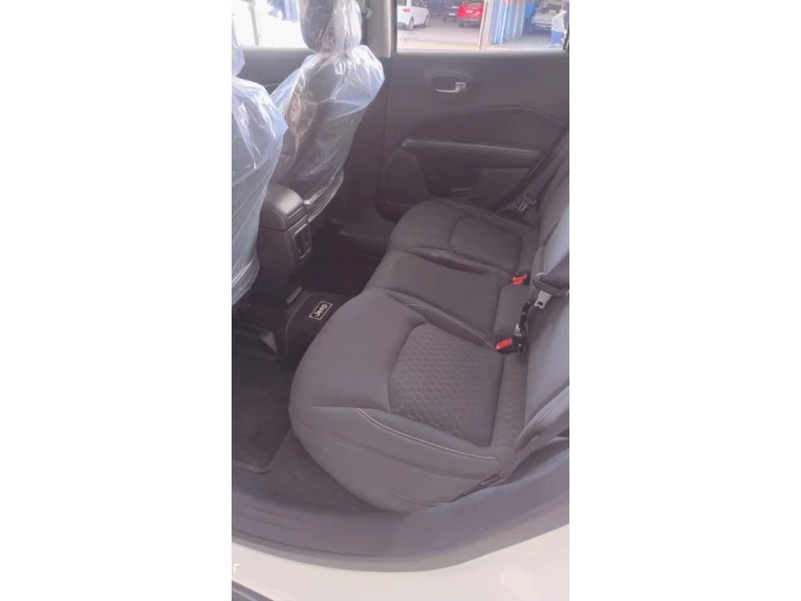 COMPASS 2.0 16V FLEX SPORT AUTOMÁTICO