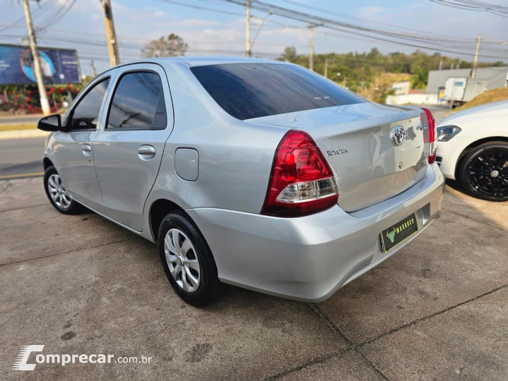 ETIOS 1.5 X Sedan 16V