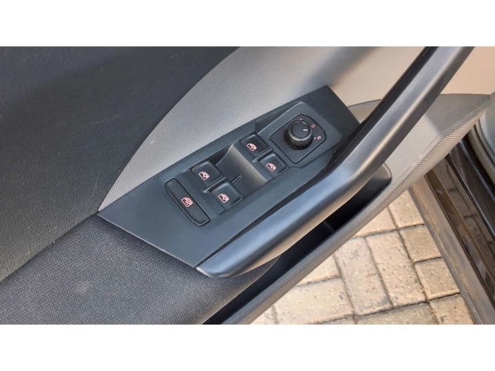 T-CROSS 1.0 200 TSI TOTAL FLEX SENSE AUTOMÁTICO
