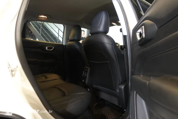 Compass 1.3 16V 4P FLEX SPORT T270 TURBO AUTOMÁTICO