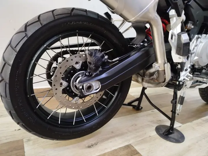 F 850 GS TRIPLE BLACK