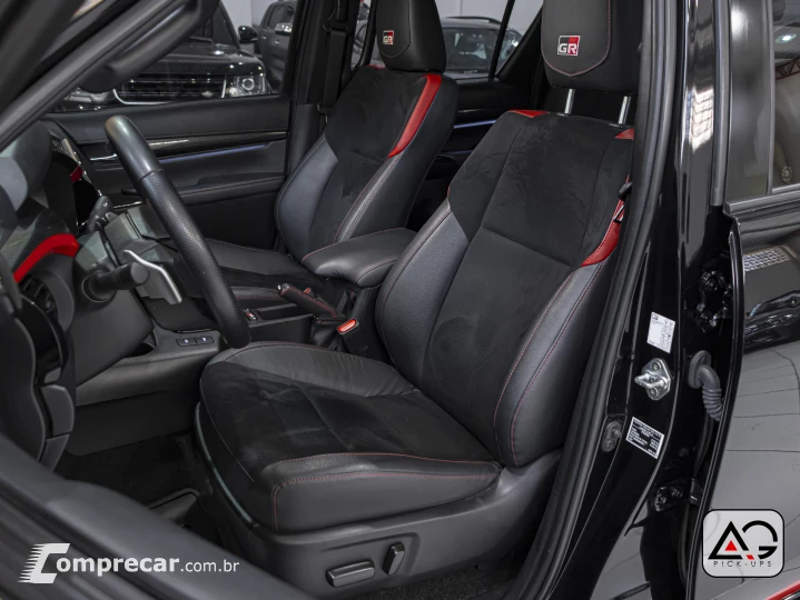 HILUX 2.8 D-4d Turbo CD Gr-s 4X4