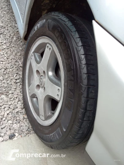 Gol 1.6 MI 4P CL