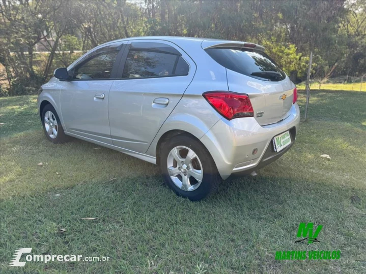 ONIX 1.4 MPFI LT 8V FLEX 4P AUTOMÁTICO