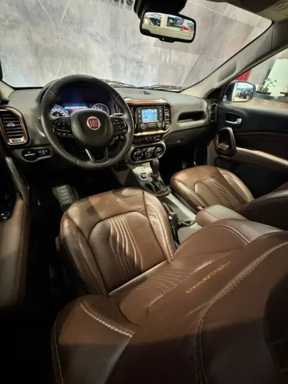 Toro 2.0 16V 4P VOLCANO 4WD TURBO DIESEL AUTOMÁTICO