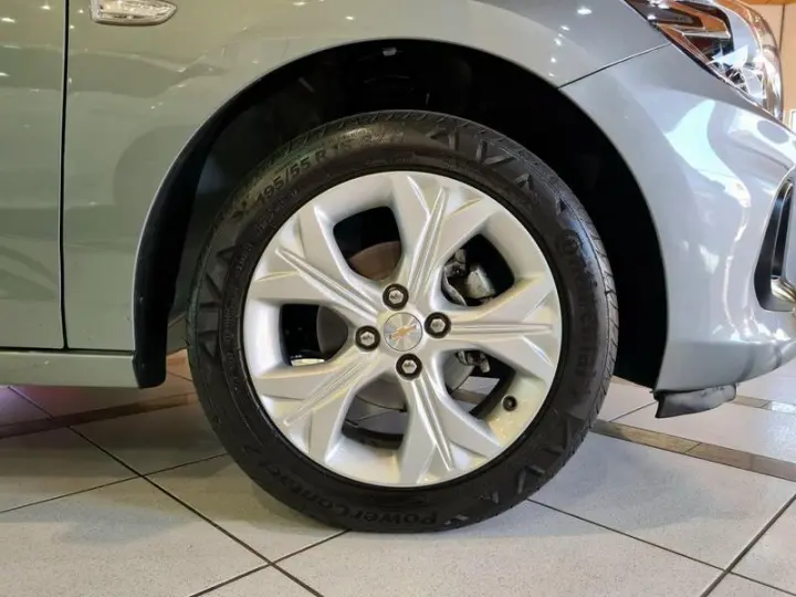 ONIX HATCH LTZ 1.0 12V TB FLEX 5P AUT.