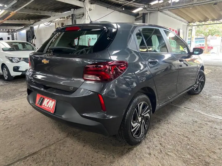 ONIX HATCH LT 1.0 12V FLEX 5P MEC