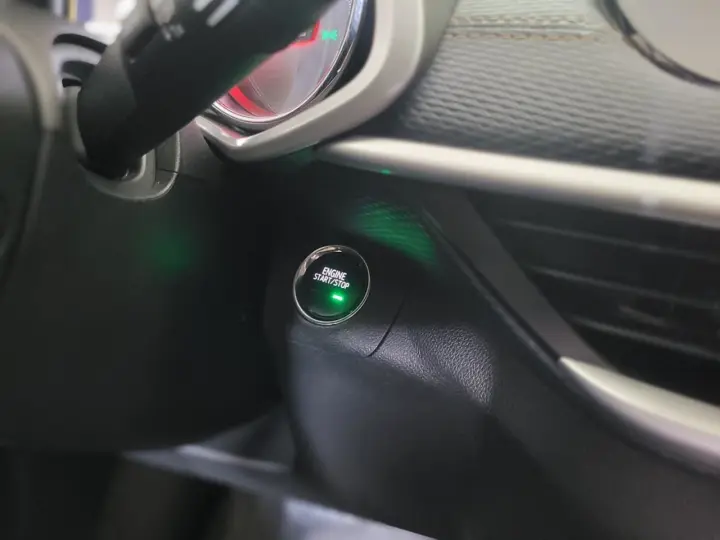 TRACKER Premier 1.2 Turbo 12V Flex Aut.