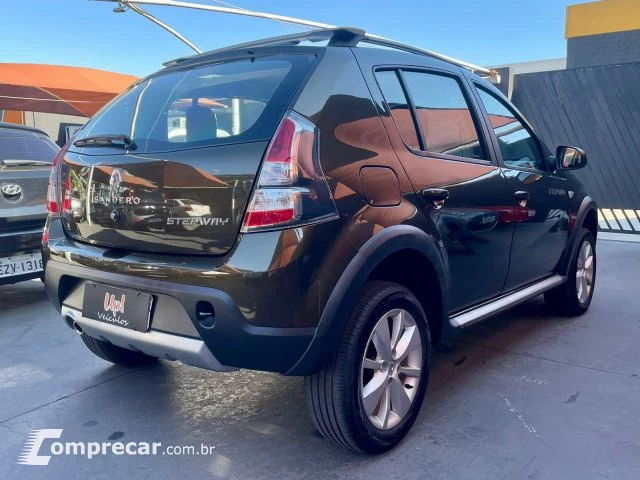 SANDERO - 1.6 STEPWAY 8V 4P MANUAL