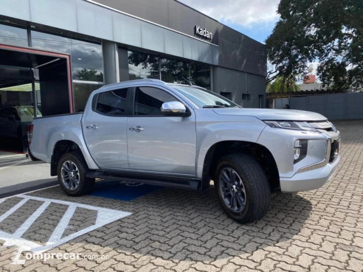 L200 TRITON 2.4 16V Turbo Outdoor HPE CD 4X4