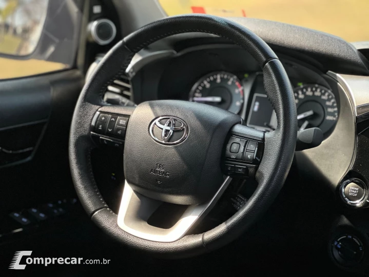 HILUX 2.8 D-4D TURBO DIESEL CD SRX 4X4 AUTOMÁTICO
