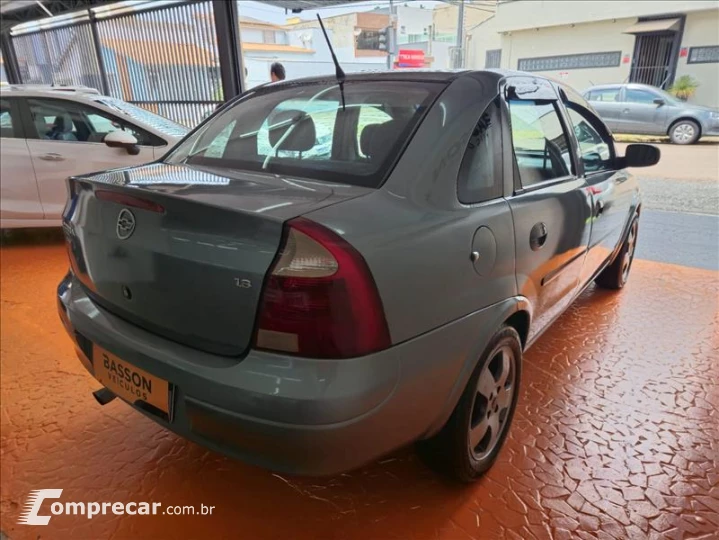 CORSA 1.8 MPFI Sedan 8V