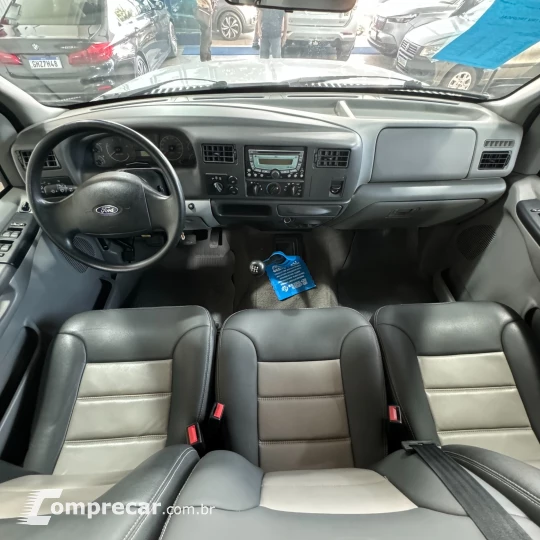 F-250 Tropivan/Tropi. Plus 3.9 TB Diesel 09 LUGARES