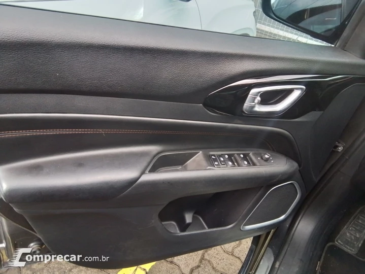 COMMANDER 1.3 T270 TURBO FLEX LIMITED AT6