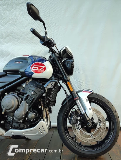 TRIUMPH TRIDENT TRIBUTE