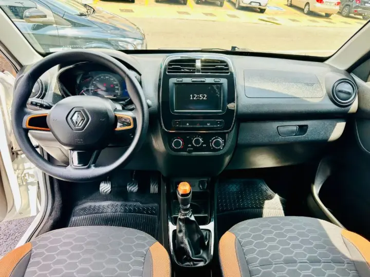 KWID OUTSIDER 1.0 Flex 12V 5p Mec.