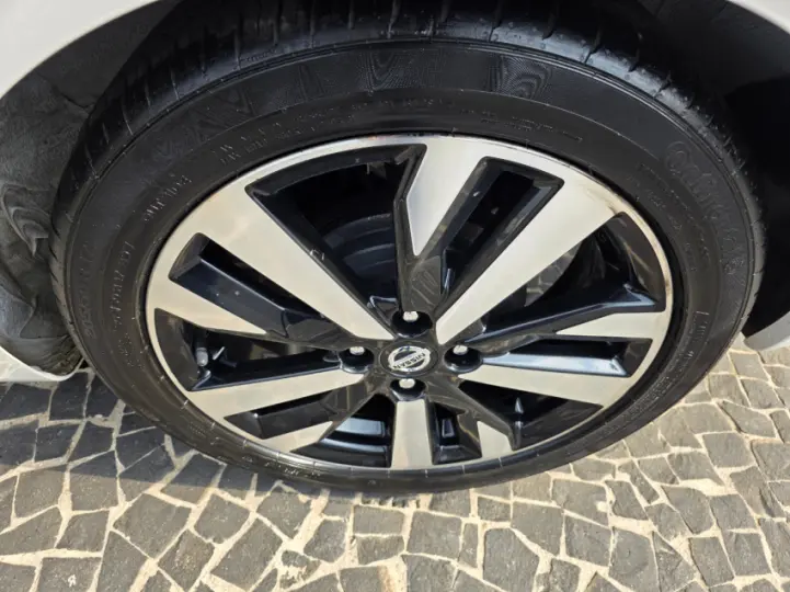 VERSA 1.6 16V Exclusive
