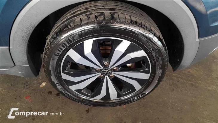 T-CROSS 1.0 200 TSI TOTAL FLEX COMFORTLINE AUTOMÁ