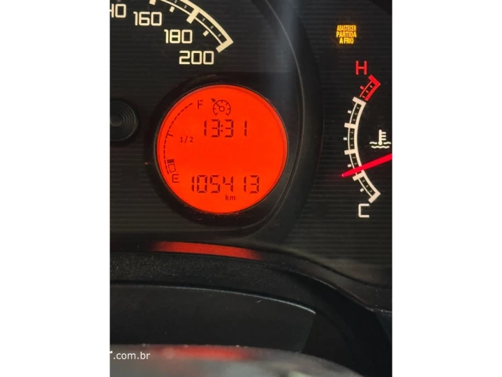 STRADA 1.4 MPI FREEDOM CS 8V FLEX 2P MANUAL