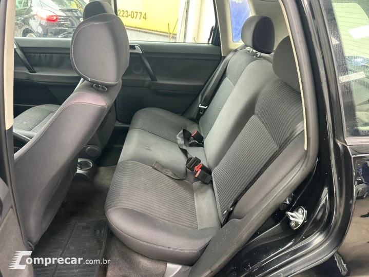 POLO 1.6 MI 8V FLEX 4P MANUAL