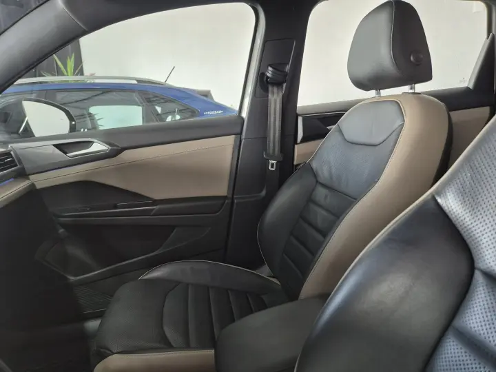 TAOS 1.4 250 TSI Highline