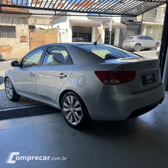 Cerato 1.6 16V Aut.