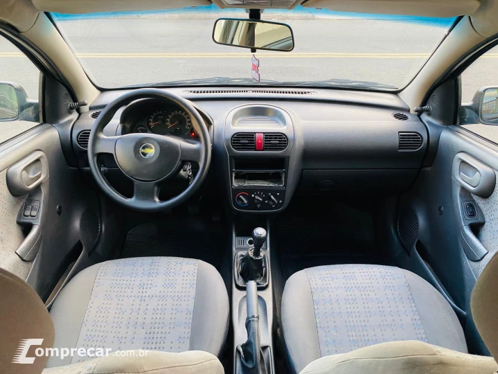 CORSA 1.4 MPFI Maxx Sedan 8V
