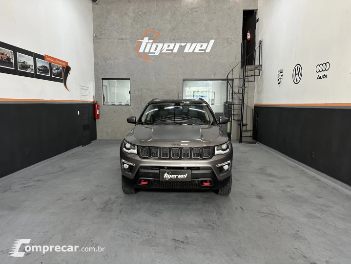 COMPASS 2.0 16V Trailhawk 4X4